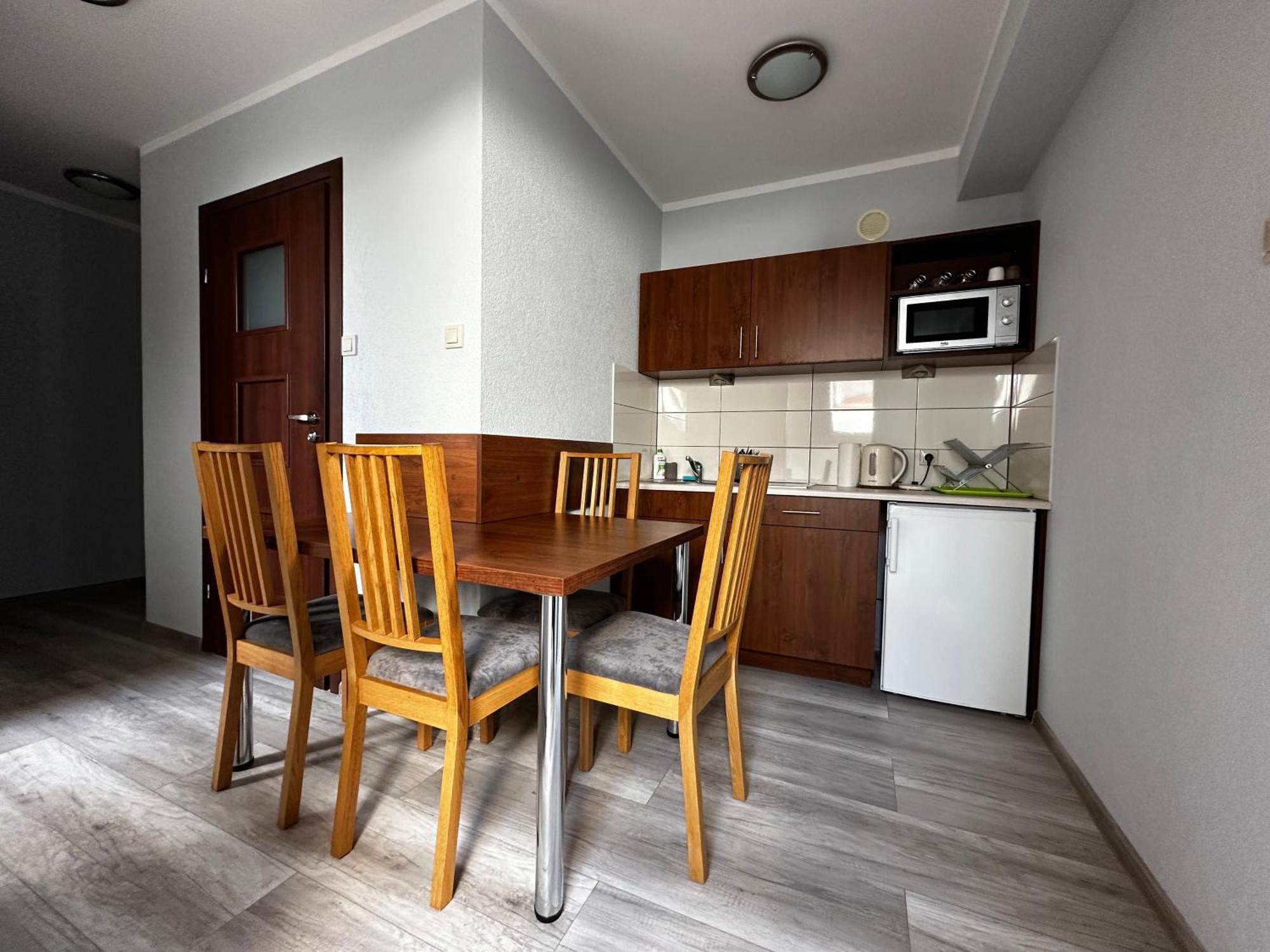 Apartament Serwis Krasków Eksteriør bilde